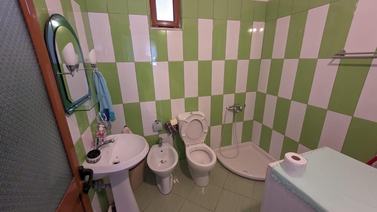 Hasani Apartments Саранда Экстерьер фото